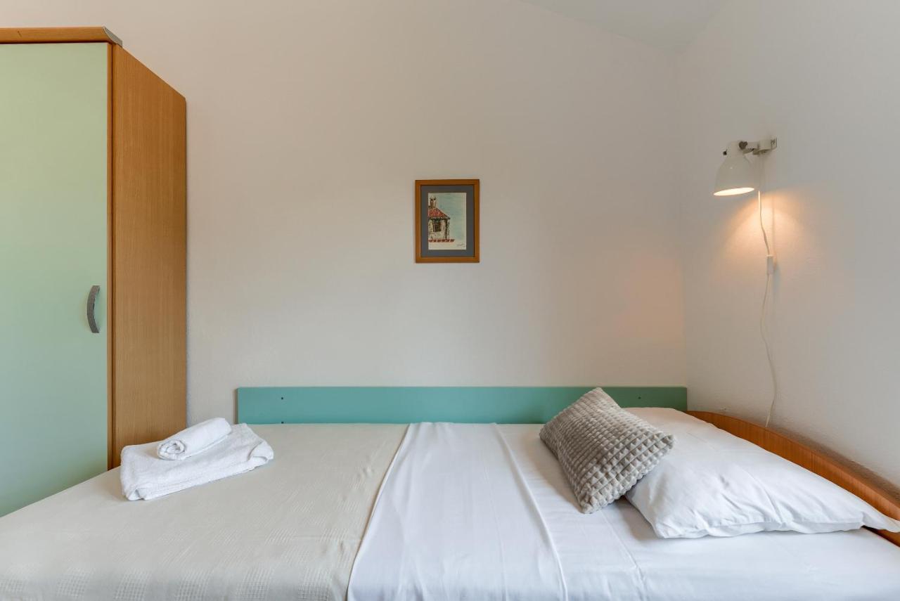 Apartments Andi 佩特坎内 外观 照片